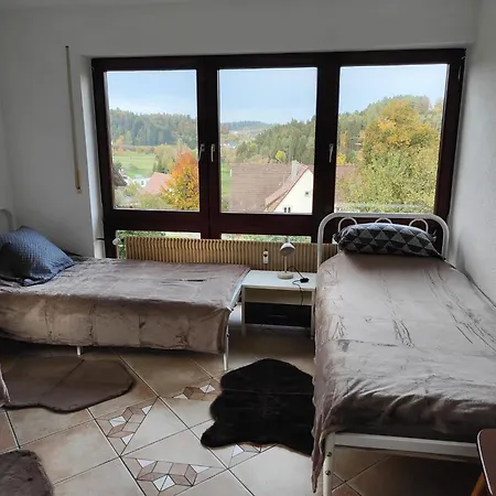 Yulias Hause בית אירוח